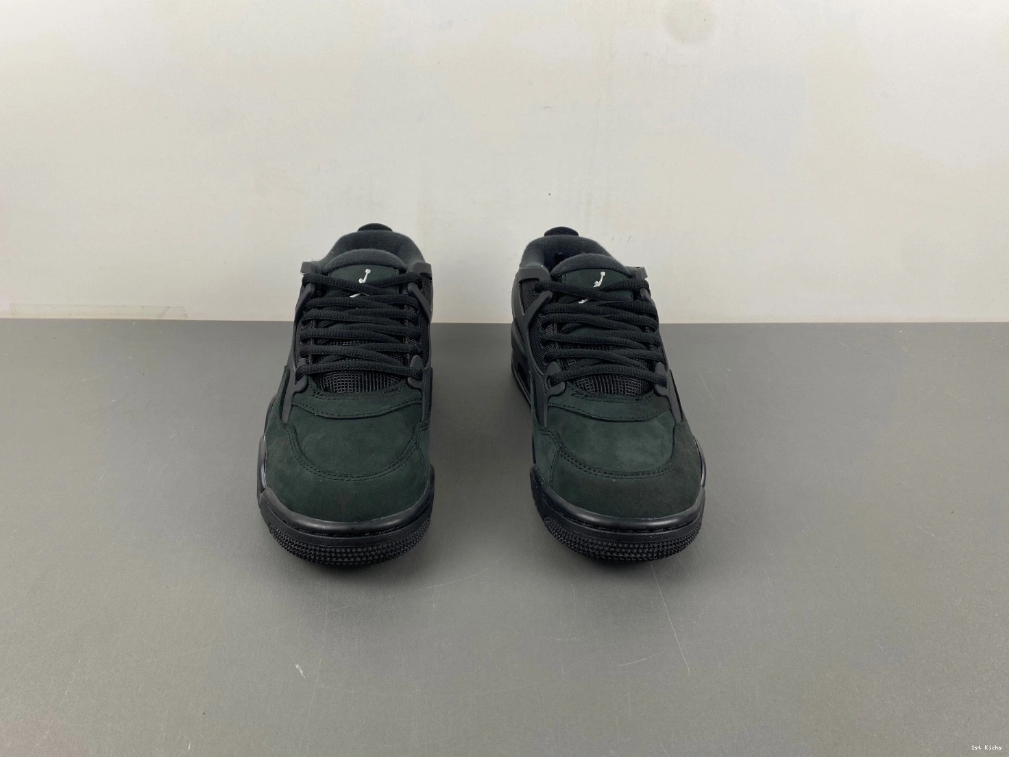 - Jordan Black 4 Men's Cat FQ7939-004 RM 1009